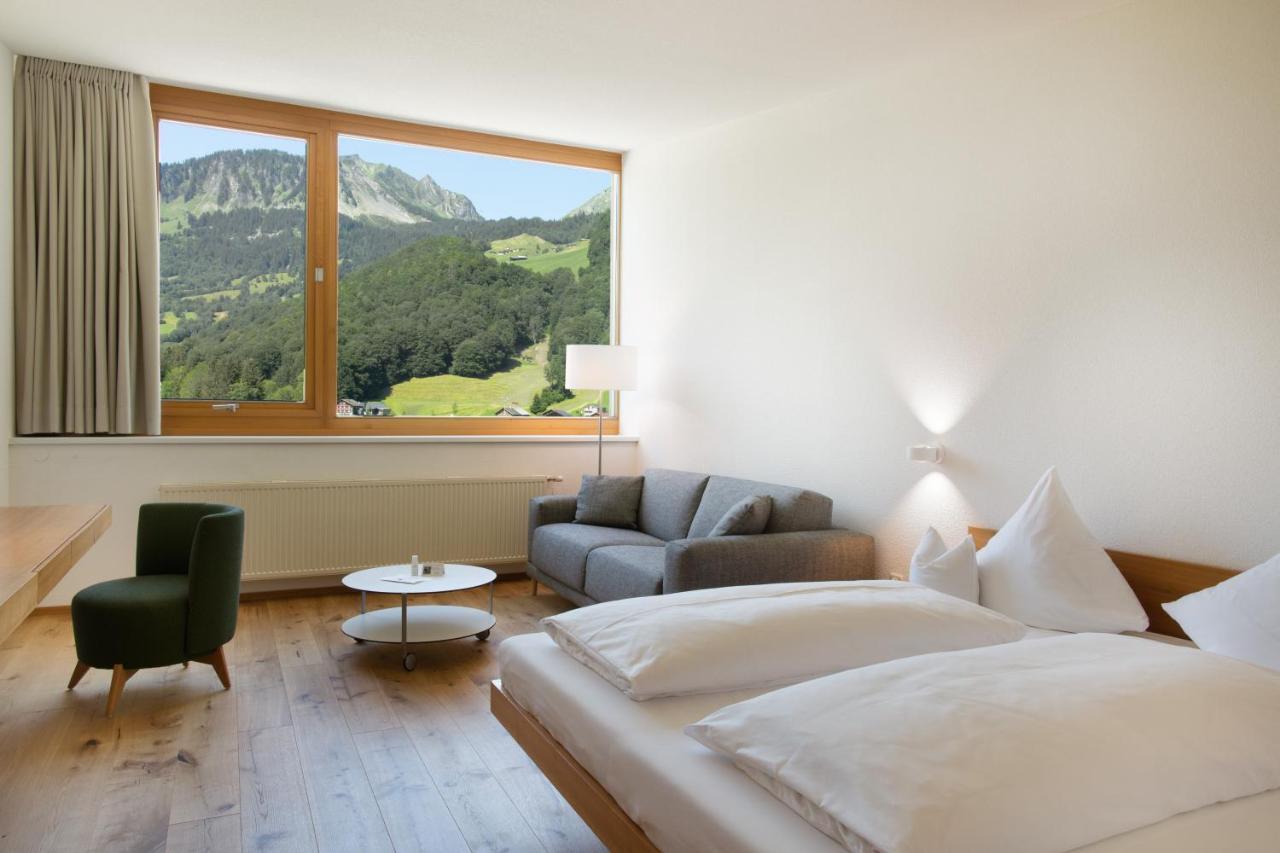 Hotel Krone In Au Au (Vorarlberg) Екстер'єр фото