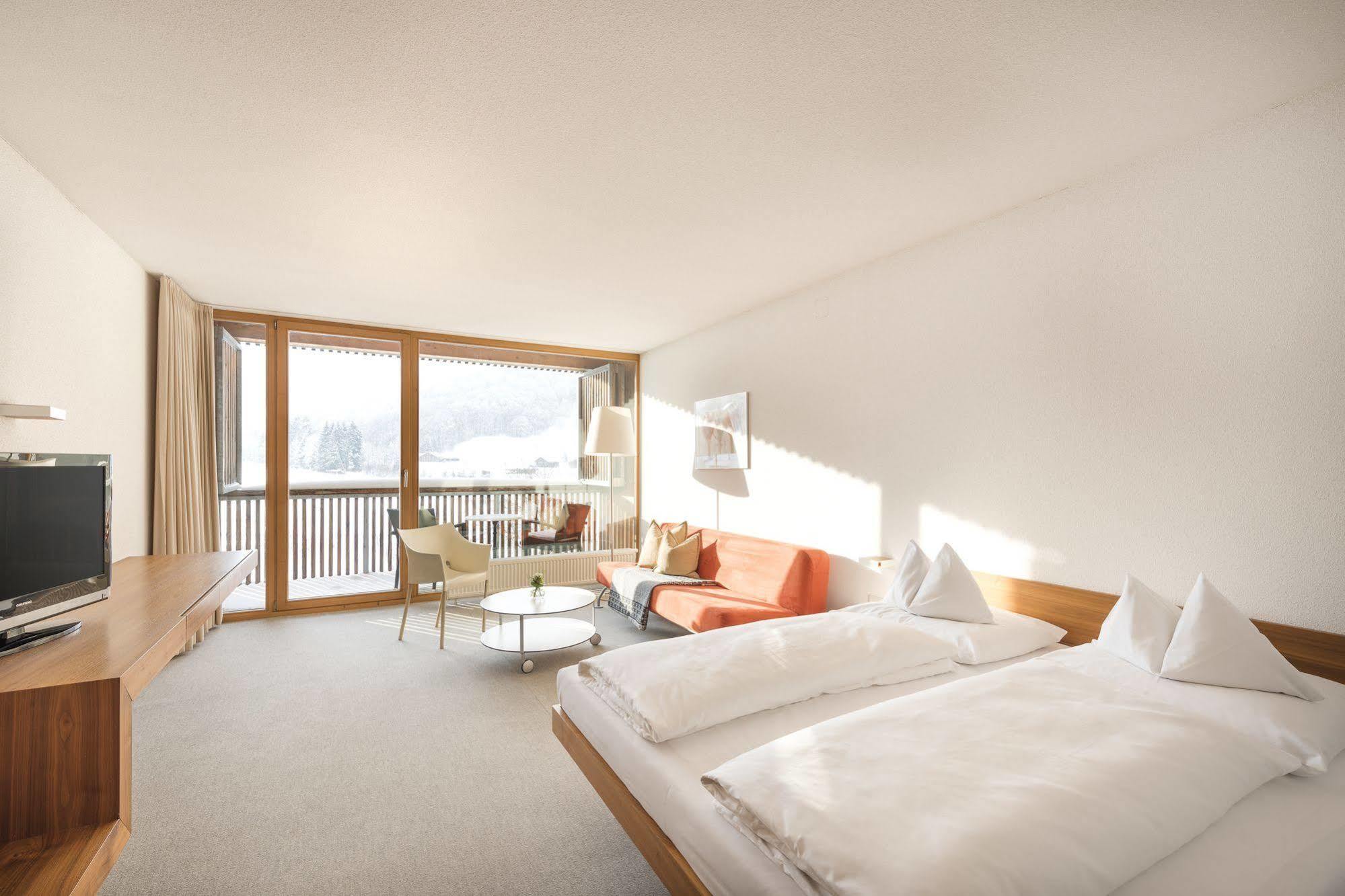 Hotel Krone In Au Au (Vorarlberg) Екстер'єр фото