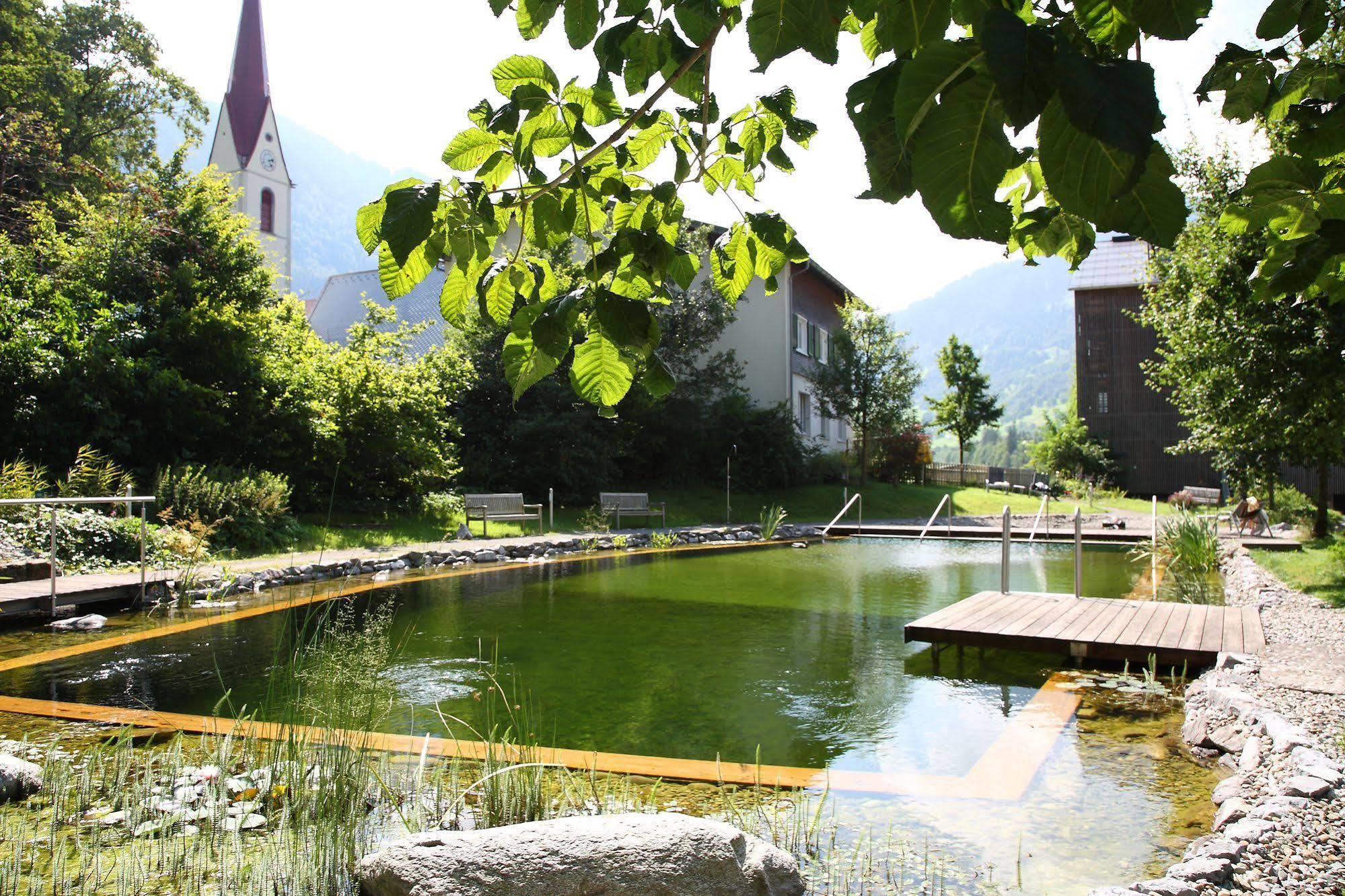 Hotel Krone In Au Au (Vorarlberg) Екстер'єр фото